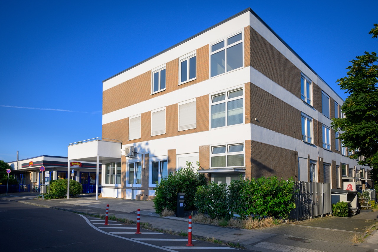 Gebäude Monheim Lerche