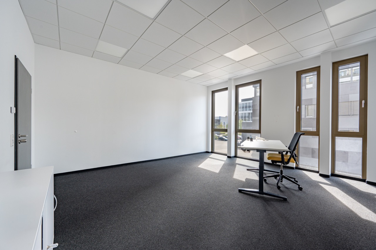 Büro 1 — Monheim Rheinpromenade 9